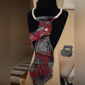 Elegant Red and Black Women's Scarf